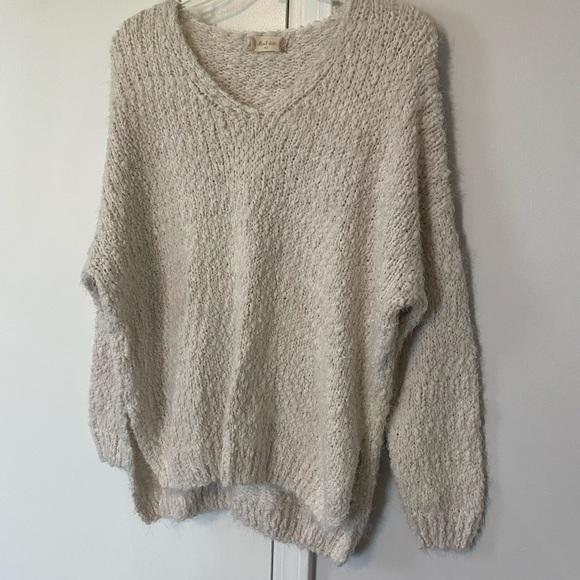 Altar’d State Sydney Popcorn Pullover, Cream, Size M/L - Picture 4 of 7